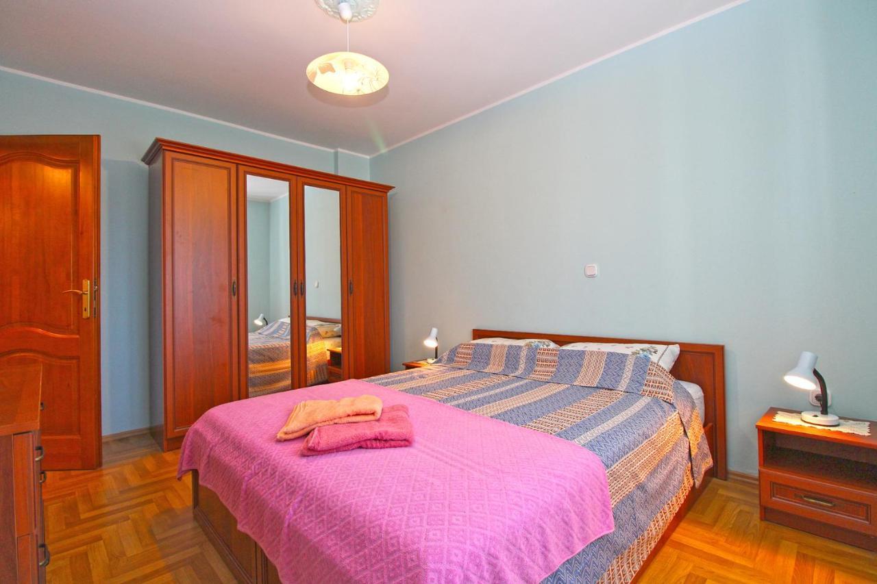 Apartments Veroslava 2159 Pula Exterior foto