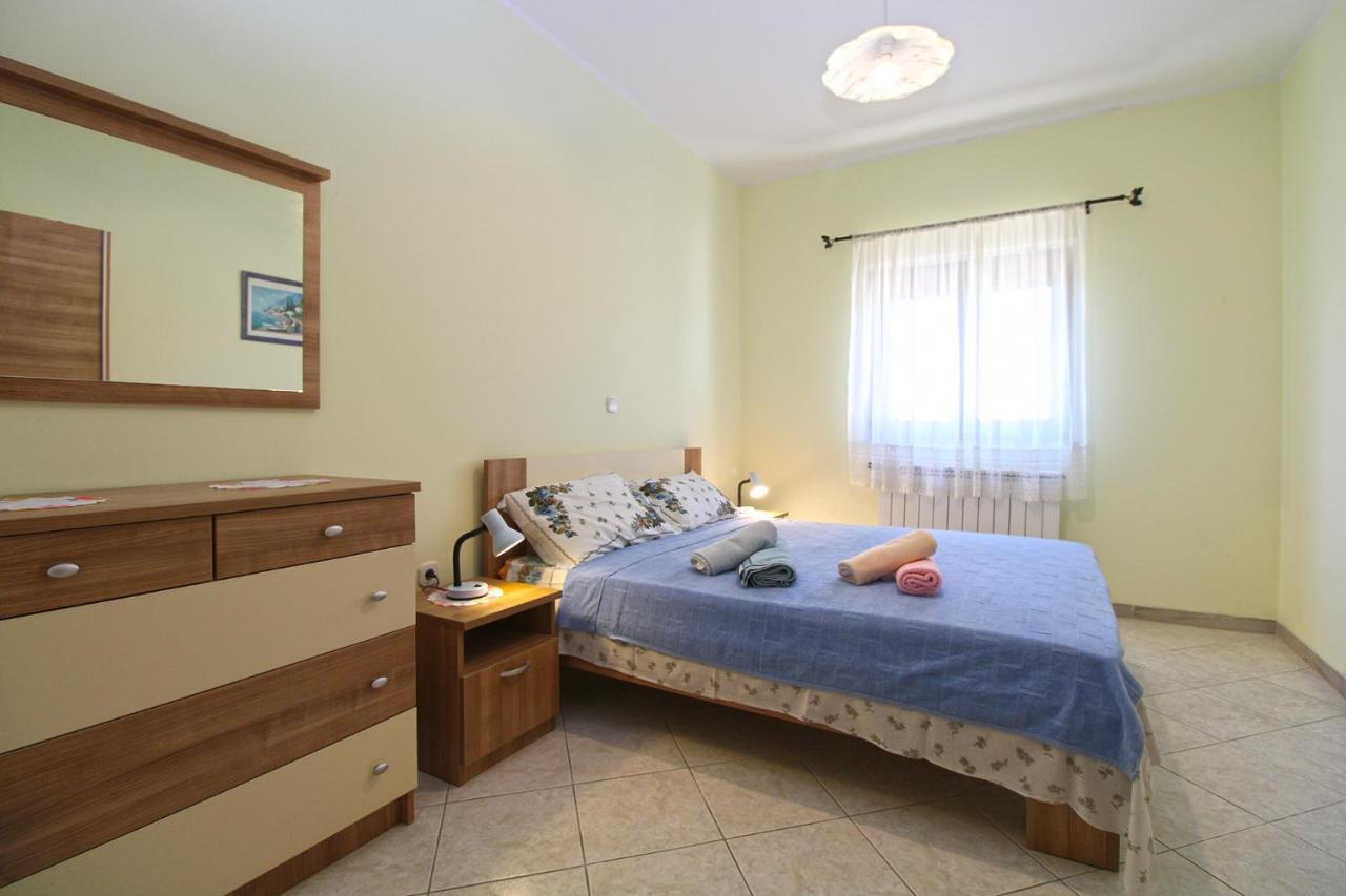 Apartments Veroslava 2159 Pula Exterior foto