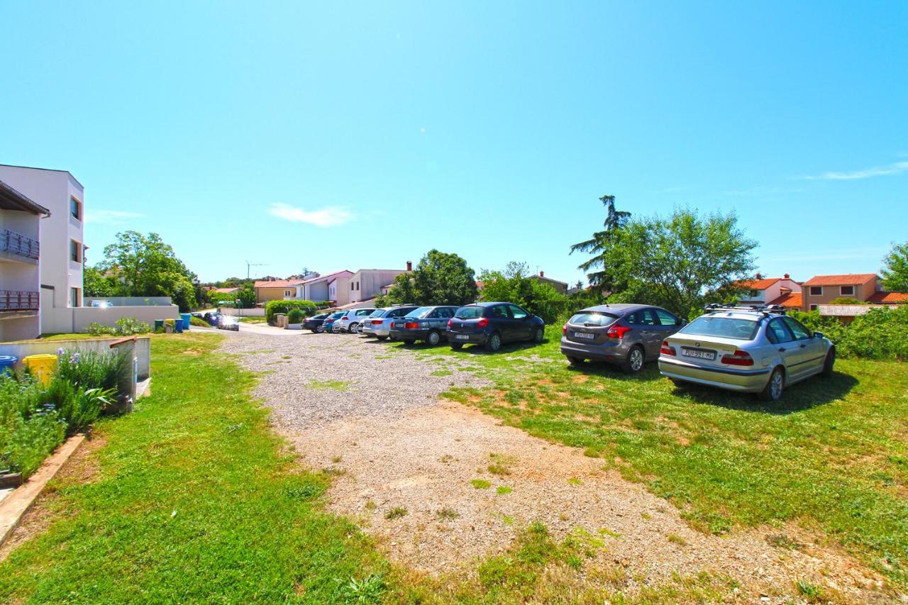 Apartments Veroslava 2159 Pula Exterior foto